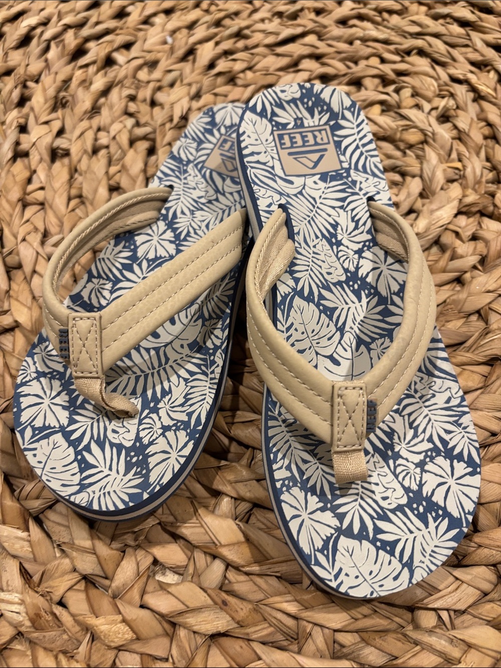 Reef Kids Beige Strap Flip Flops with Blue Tropical Print Footbed